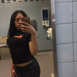 Meet your Posher, Carolyn